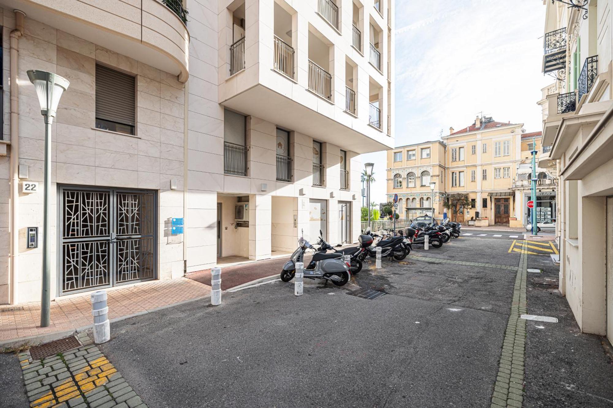 Studio Centre Terrasse Climatisation 50M Plage Menton Luaran gambar
