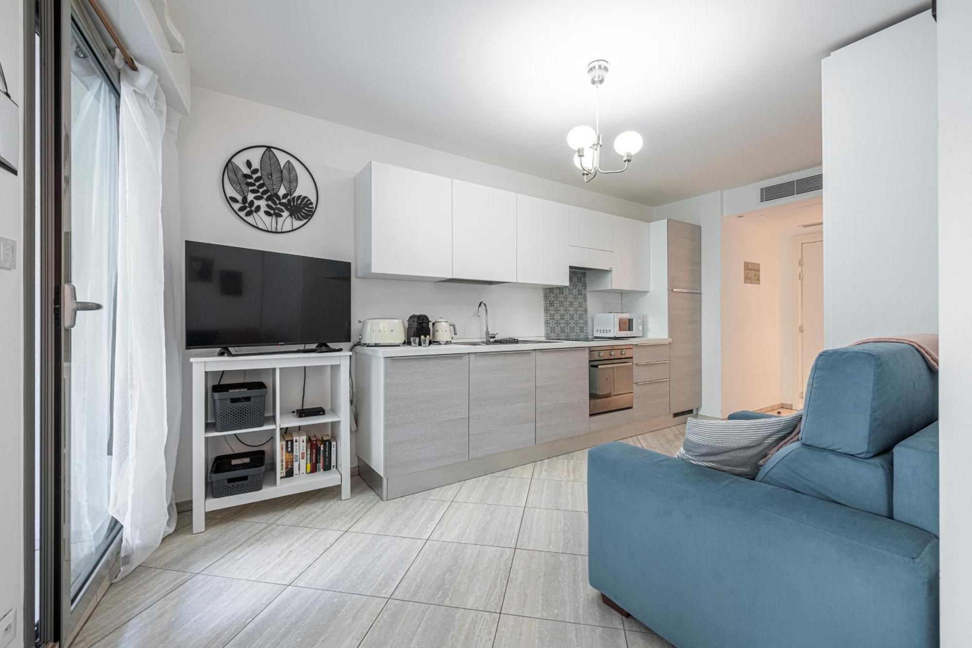 Studio Centre Terrasse Climatisation 50M Plage Menton Luaran gambar