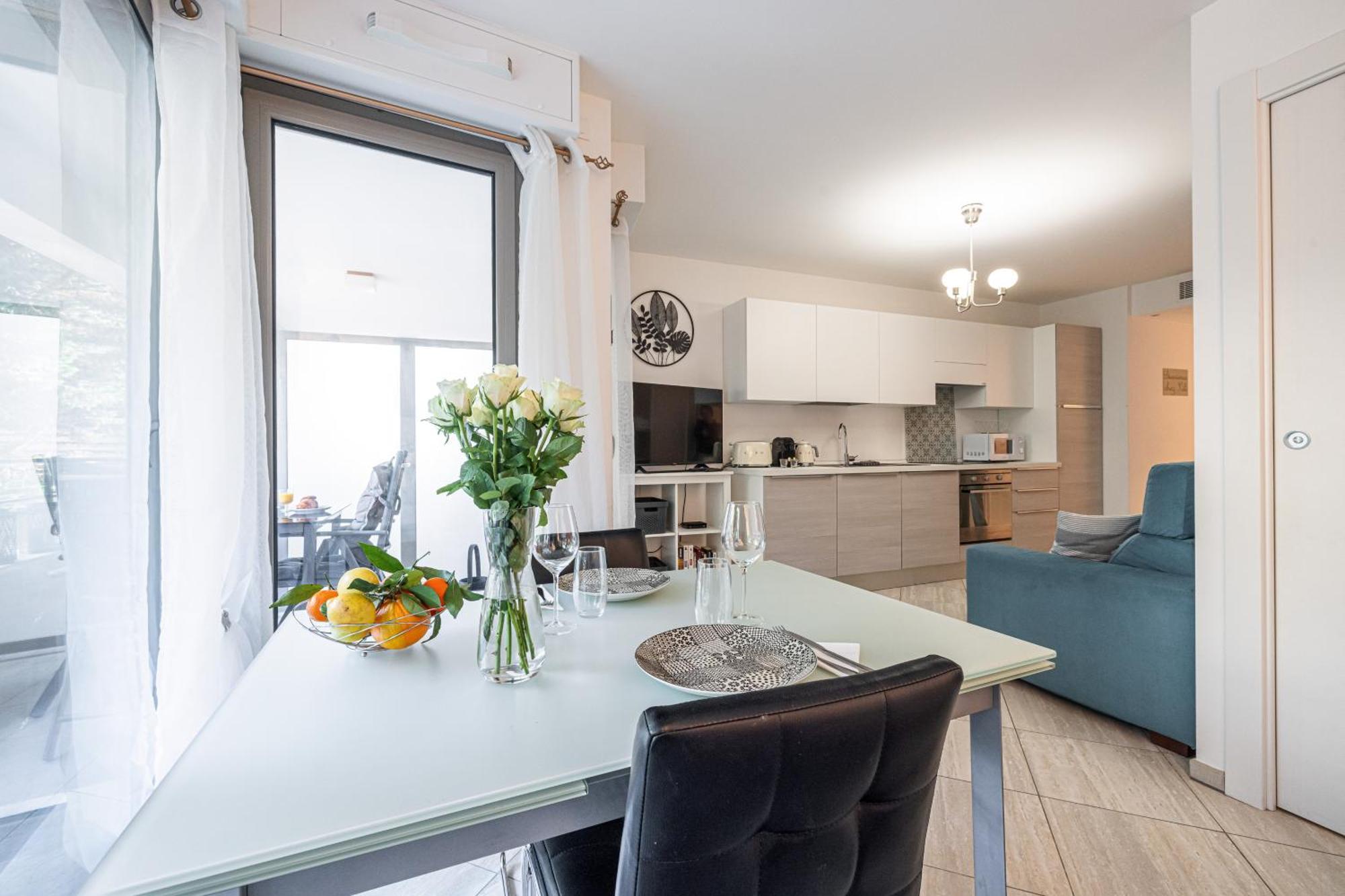 Studio Centre Terrasse Climatisation 50M Plage Menton Luaran gambar