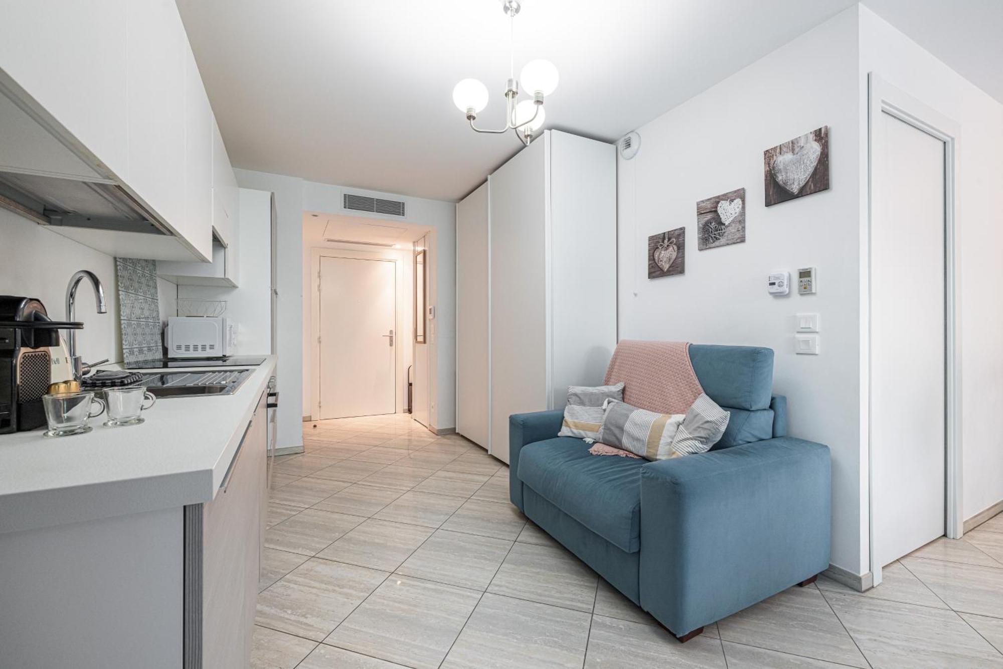 Studio Centre Terrasse Climatisation 50M Plage Menton Luaran gambar