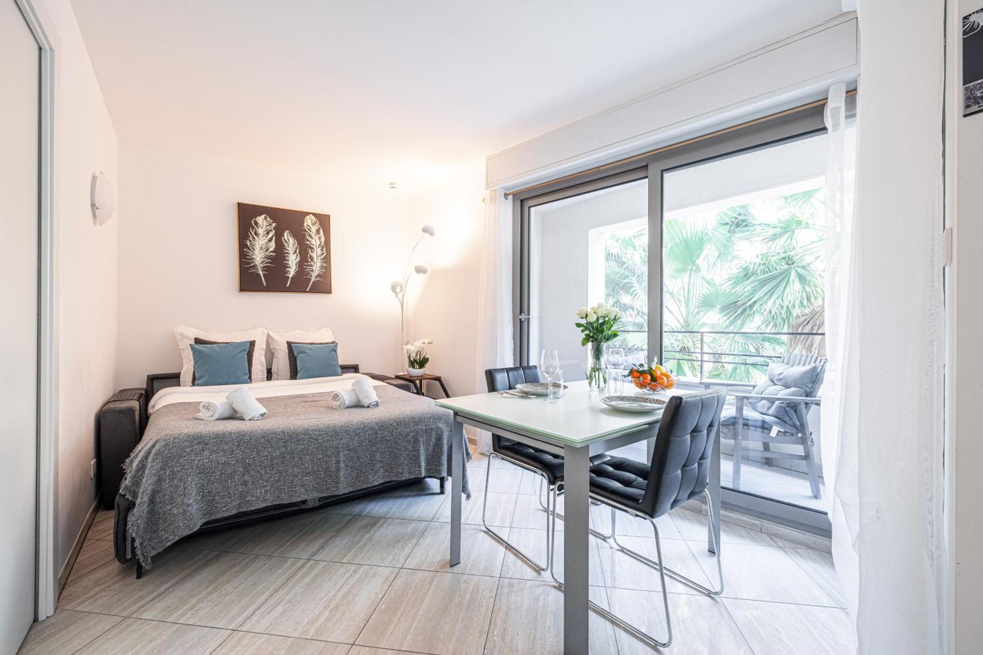 Studio Centre Terrasse Climatisation 50M Plage Menton Luaran gambar